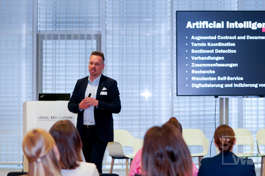 Picture136_LEGAL_REVOLUTION_2023