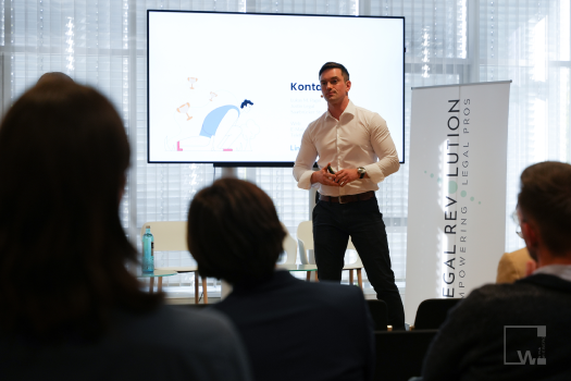 Picture021_LEGAL_REVOLUTION_2023