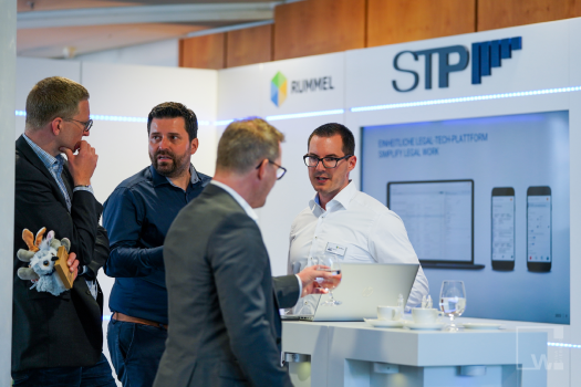 Picture074_LEGAL_REVOLUTION_2023