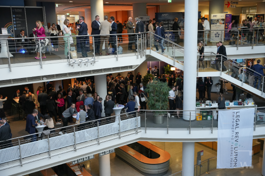 Picture007_LEGAL_REVOLUTION_2023