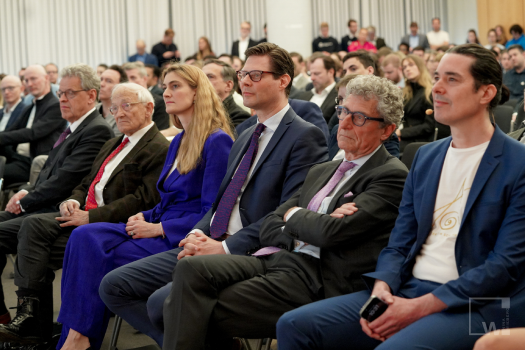 Picture190_LEGAL_REVOLUTION_2023