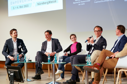 Picture130_LEGAL_REVOLUTION_2023