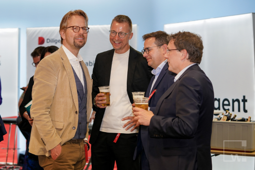 Picture100_LEGAL_REVOLUTION_2023